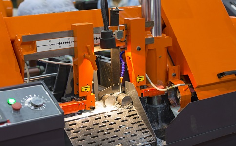 游仙龙门带锯床具备哪些优点？